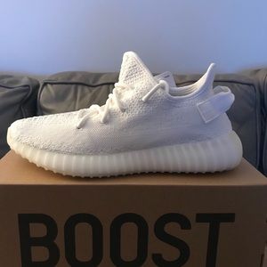 Yeezy Boost 350 V2